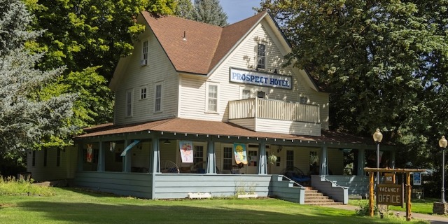 New owners for Historic Prospect Hotel plan employee housing for Crater Lake