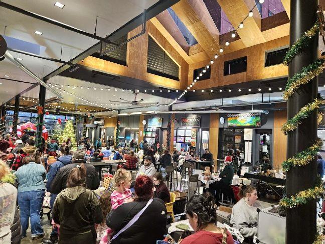 Santa visits East County during 3rd Annual Reindeer in Rockwood